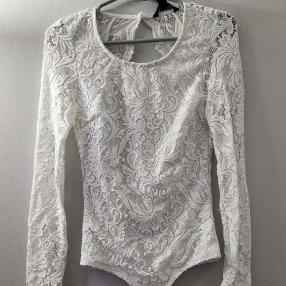 Streetwear Society White Lace Bodysuit with Pearl Buttons sz M - Picture 1 of 1
